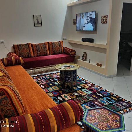 Appartement Julia Au Centre Ville Agadir Dans Residence Borj Dalat Kültér fotó